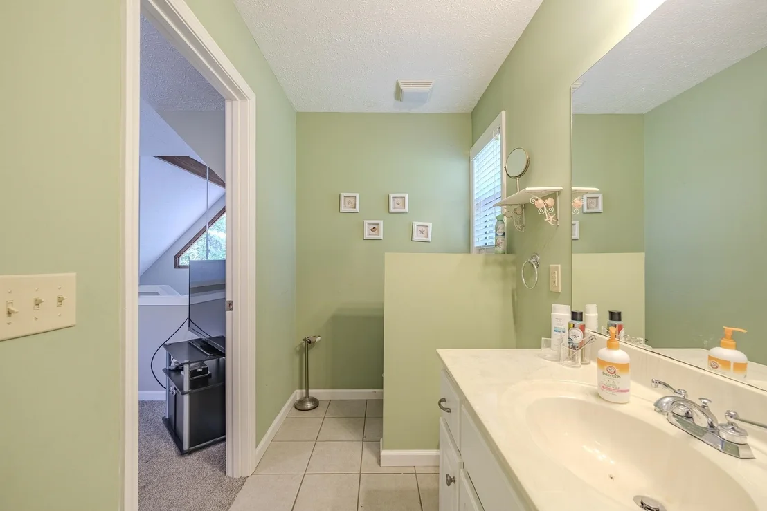 Photo of 230 CHANCE CV
