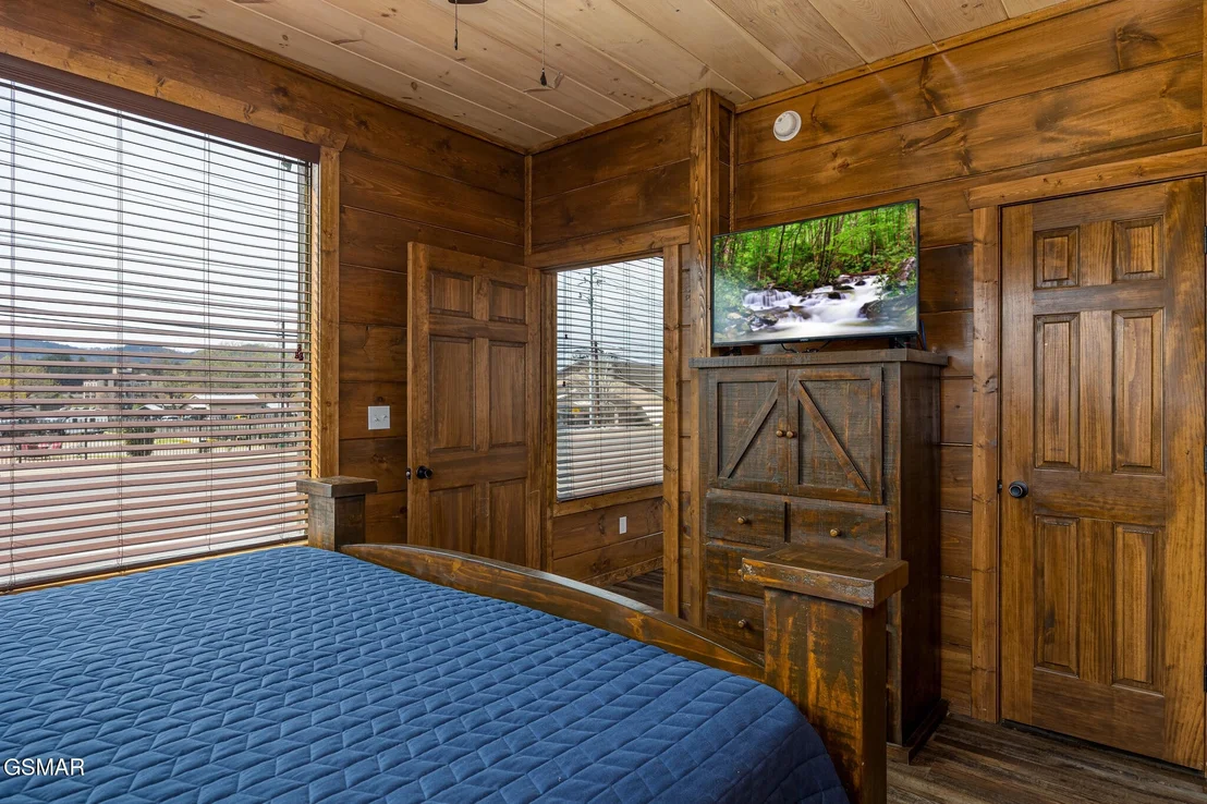 Photo of 3103 Veterans Boulevard