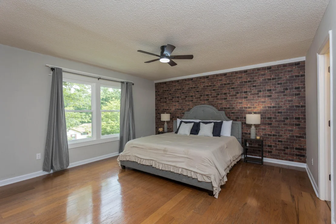 Photo of 715 Carmen Drive