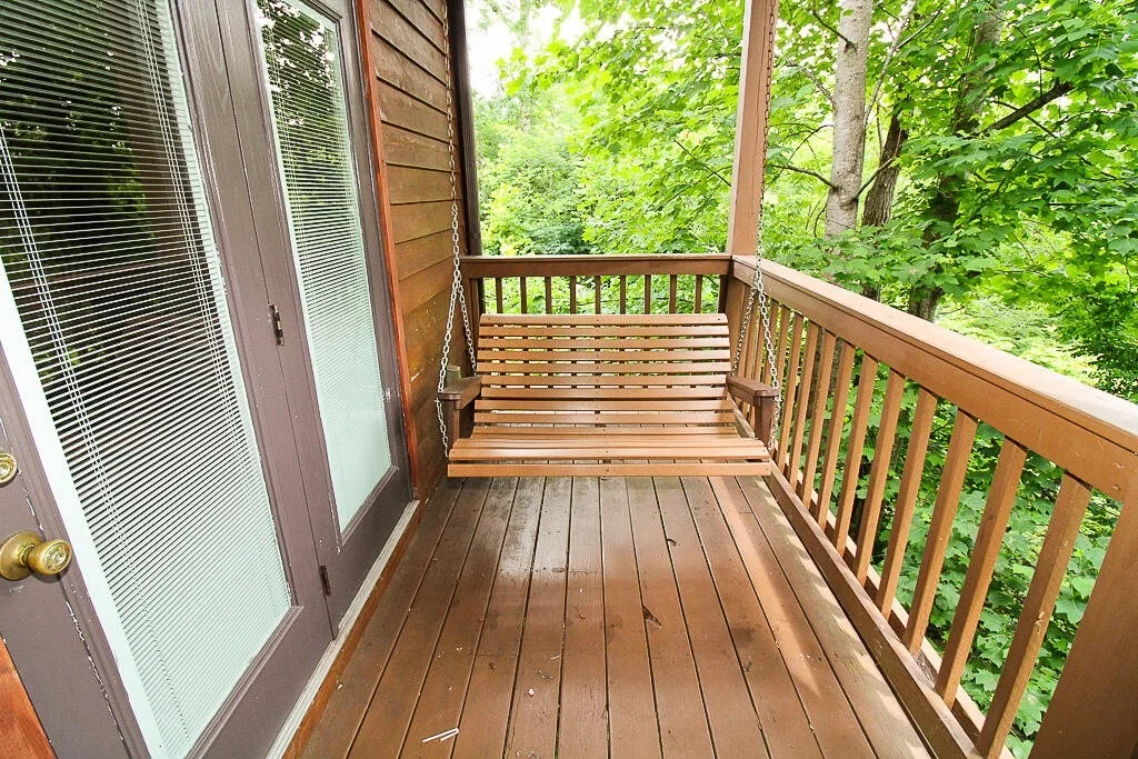 Photo of 443 Loop Road