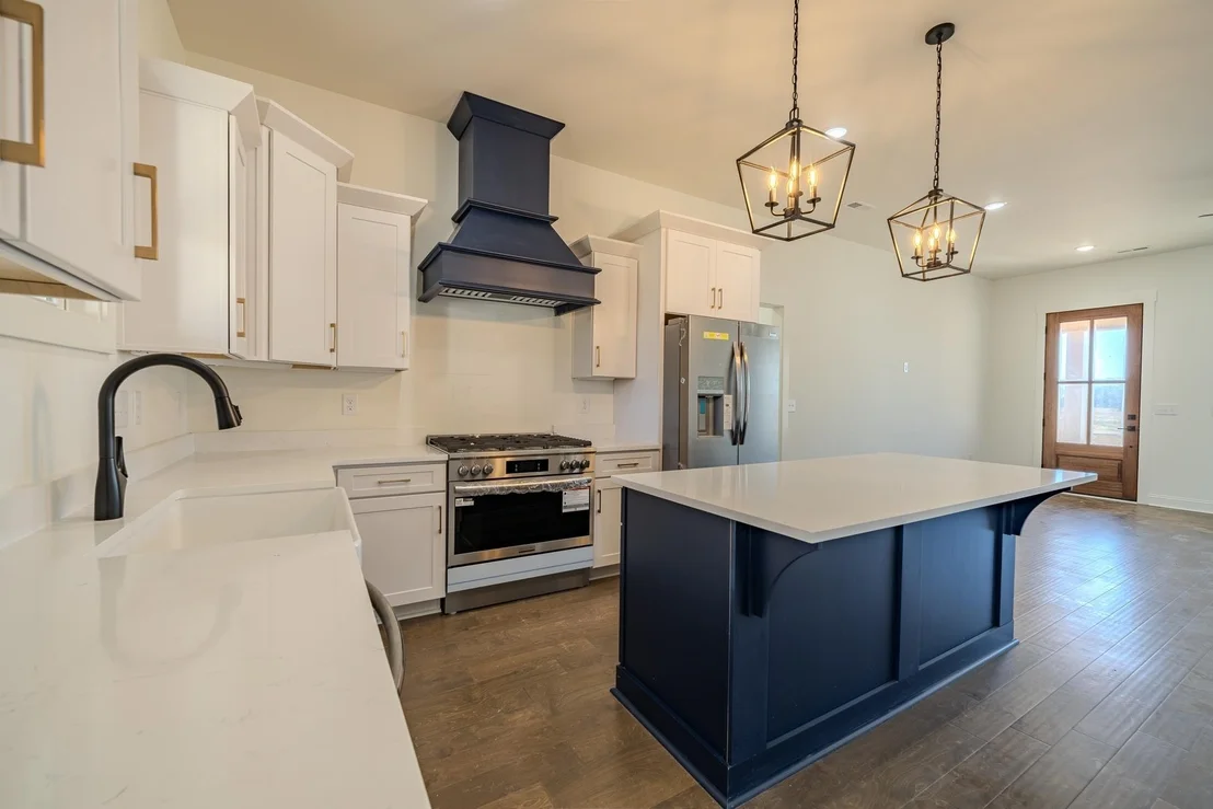 Photo of 130 BELVEDERE CIR