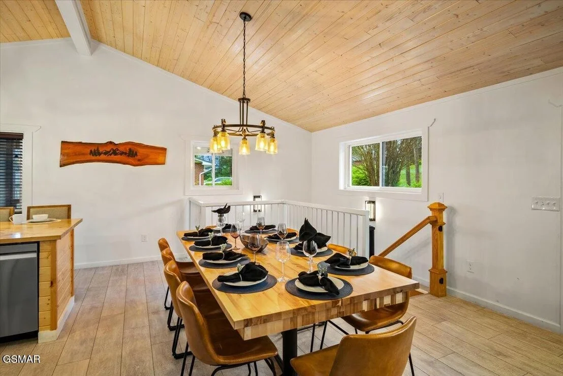 Photo of 621 Hardin Lane