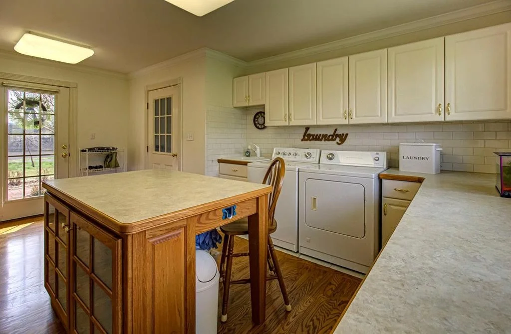 Photo of 1043 Eagle View Drive