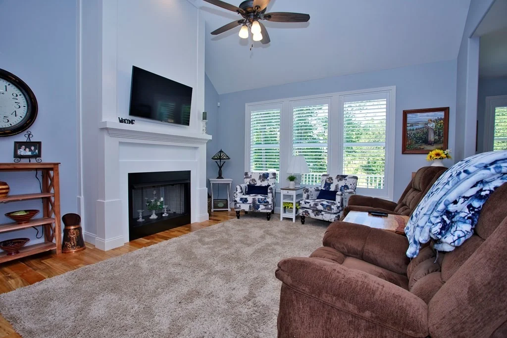 Photo of 250 Blount Circle