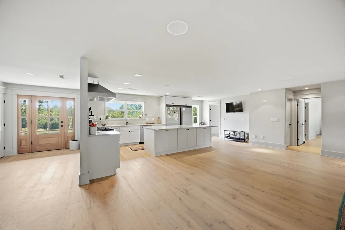 Photo of 965 Lofton Lane