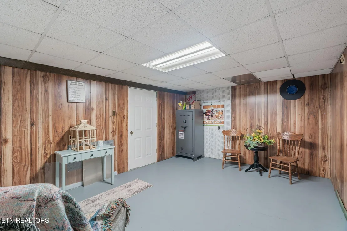 Photo of 7809 Griffith Rd