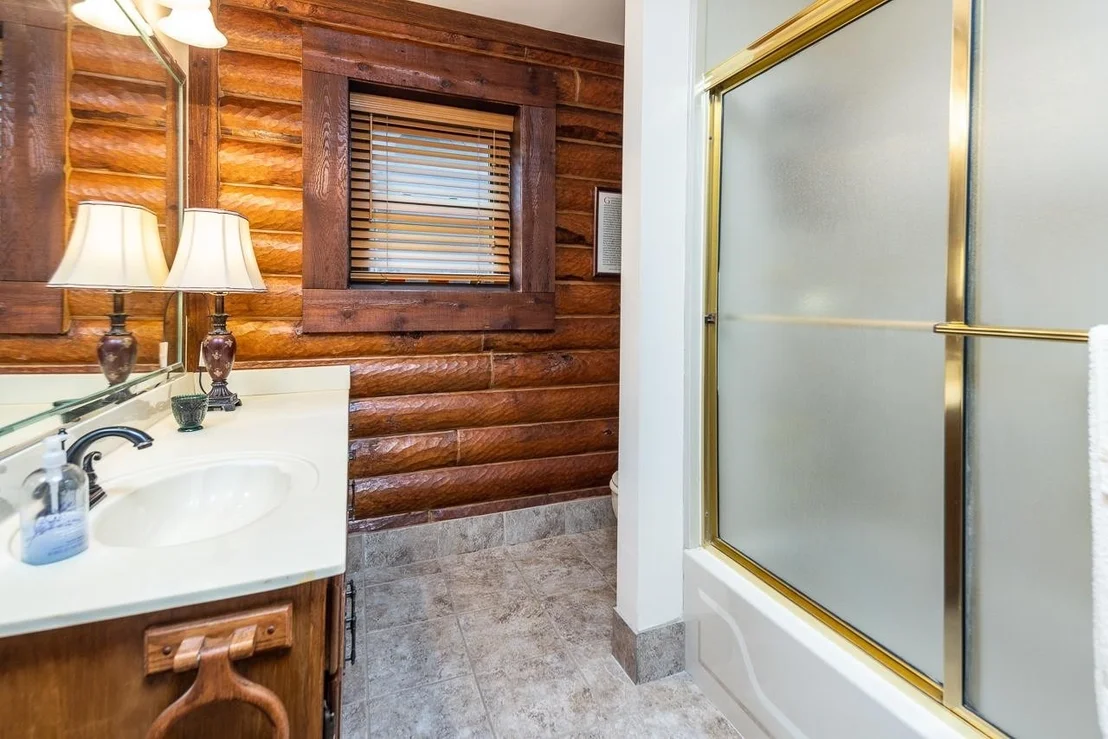 Photo of 225 EAGLE SPRING CV