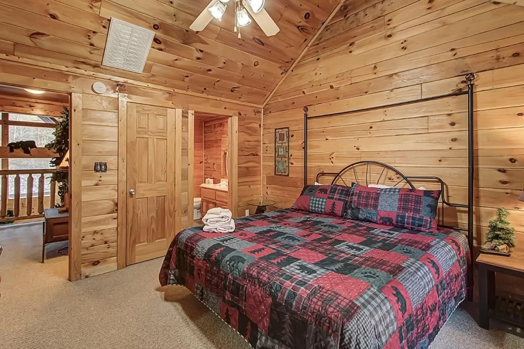 Photo of 1663 Little Cabin Loop