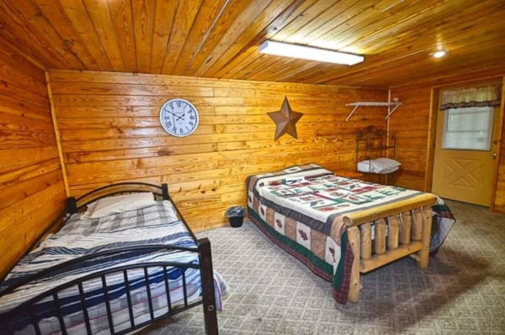 Photo of Unit BEARMOUNTAINHIDEAWAY at 2115 Rabbit Point Way