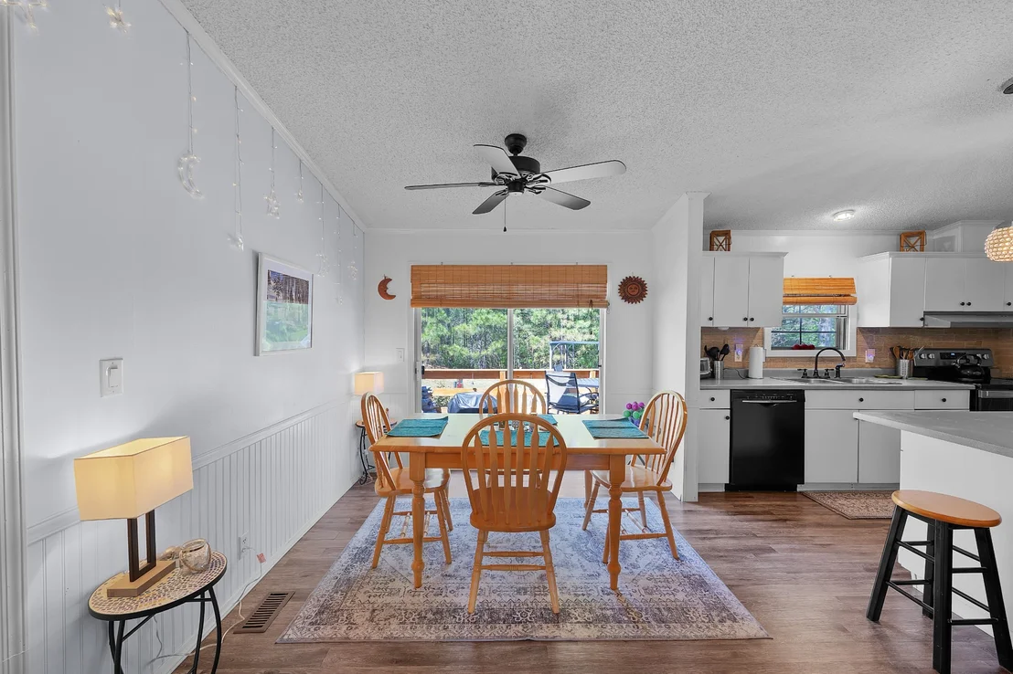 Photo of 1810 Hill Rd