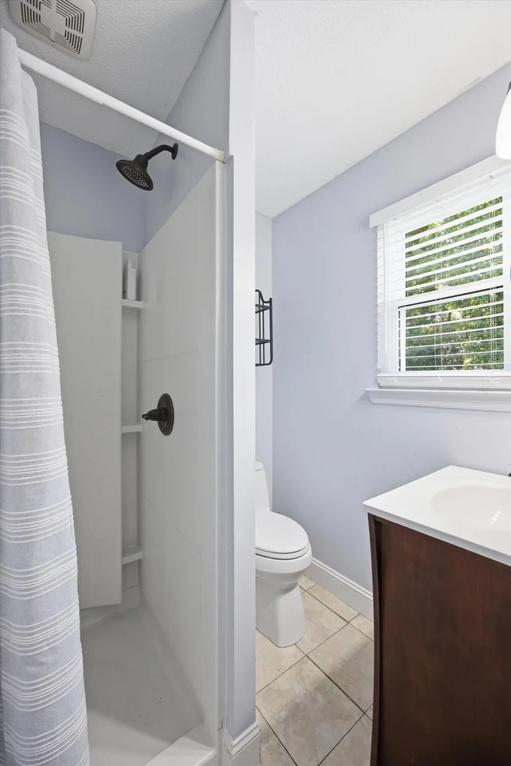 Photo of 36 Crest Circle