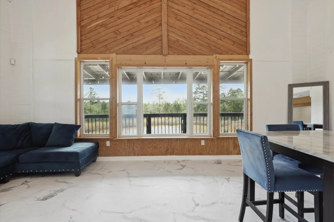 Photo of 320 Stewart Rd