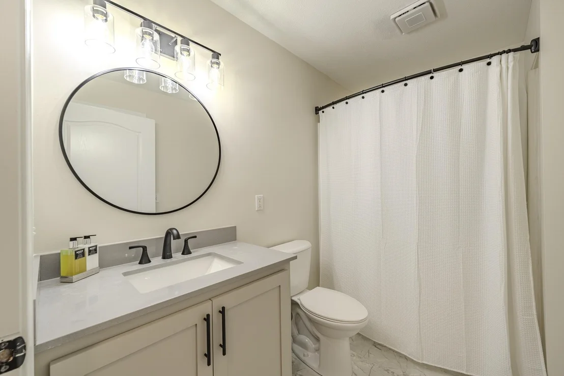 Photo of 330 ROBIN HOOD LOOP