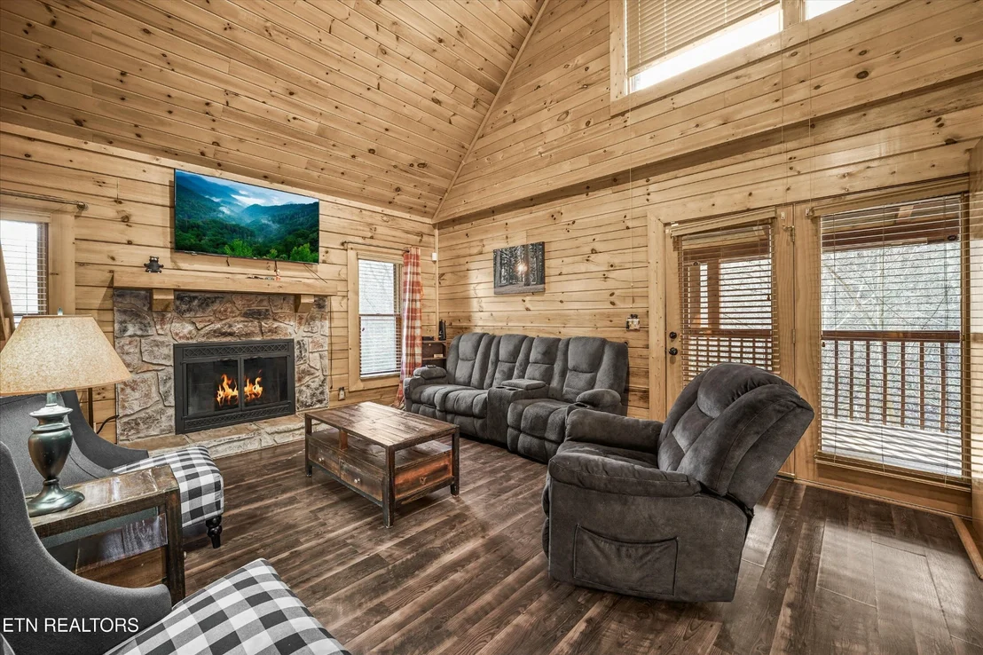 Photo of 1627 Eagle Springs Rd