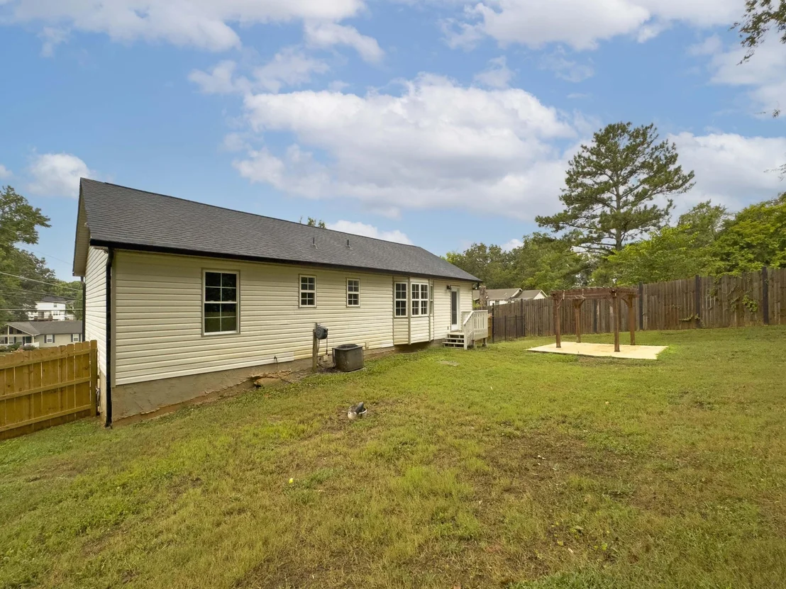 Photo of 7001 Treeline Drive