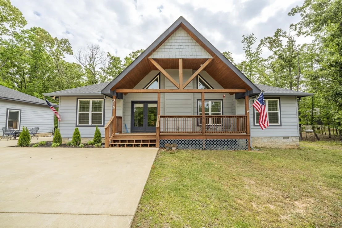 Photo of 315 TIMBER RIDGE DR