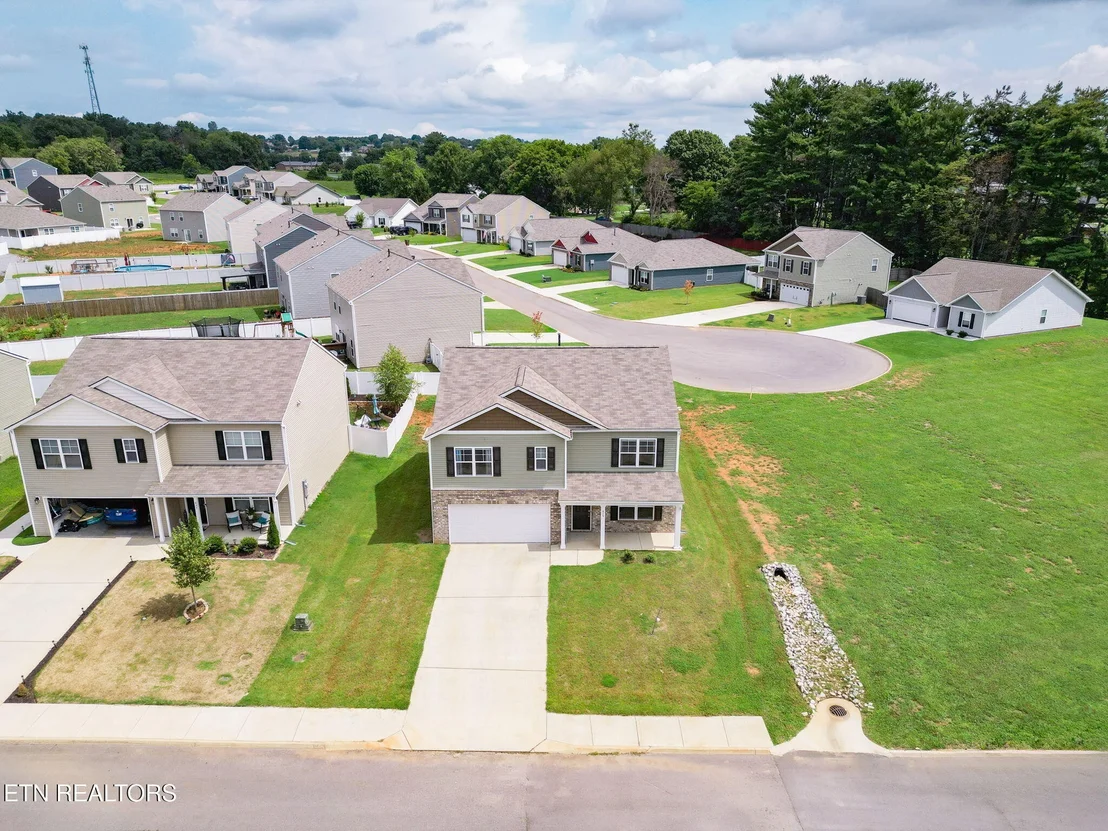Photo of 829 Greene Meadow Drive