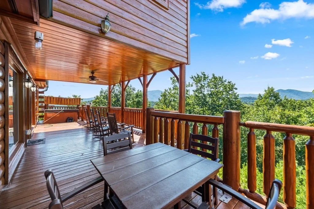 Photo of 2736 Mountain Preserve Drive