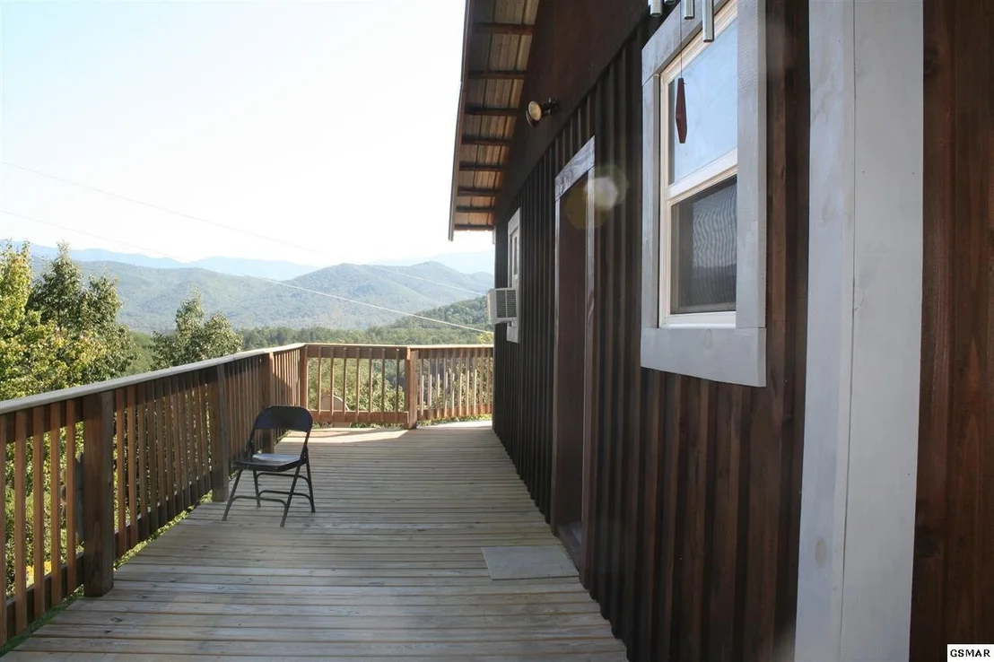 Photo of 3032 Arch Road