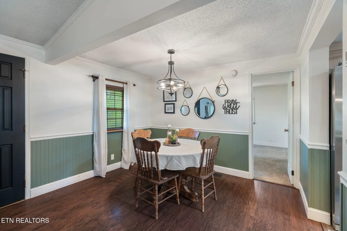 Photo of 7809 Griffith Rd