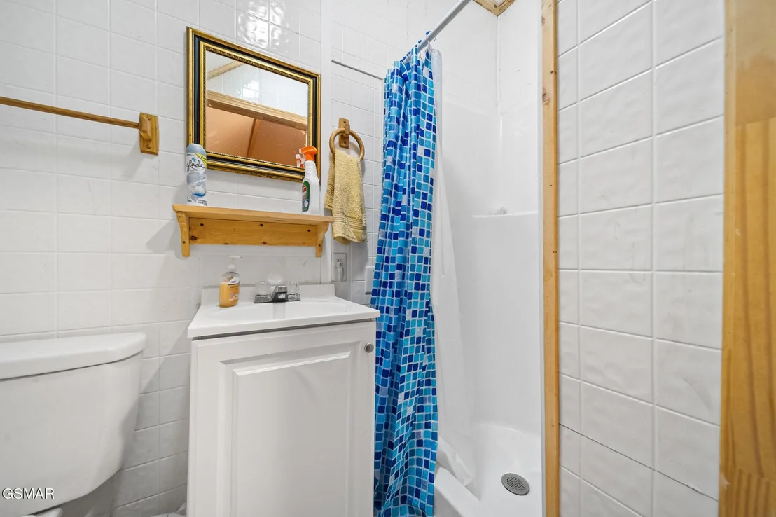 Photo of 3176 McGill Road