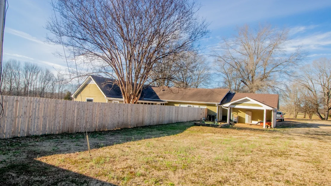 Photo of 23 Forked Oak Ln