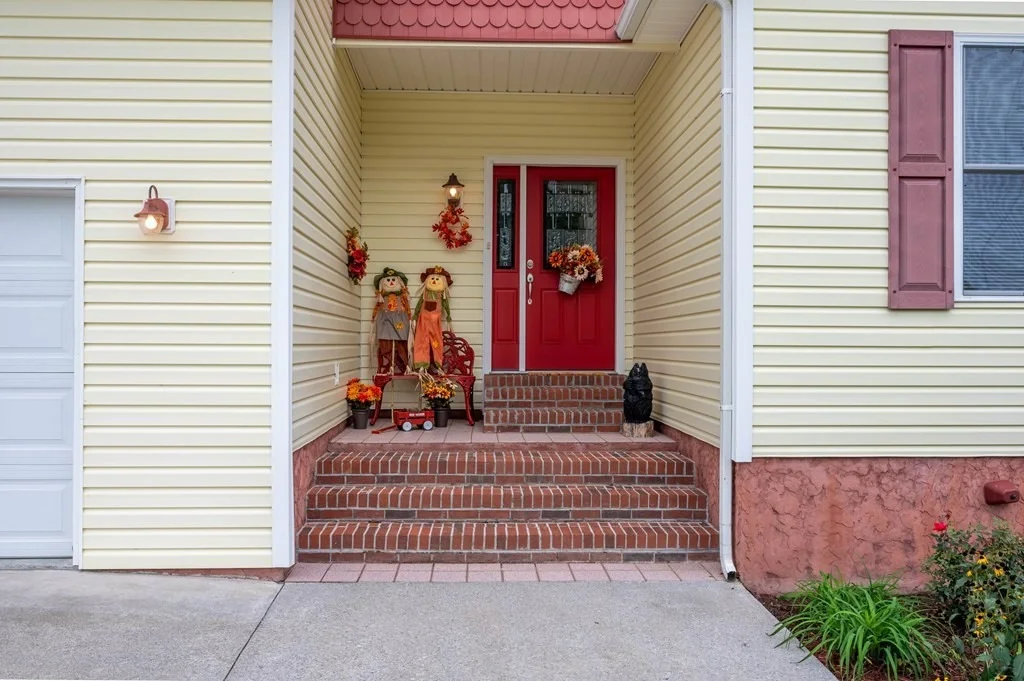 Photo of 2225 Meadowbrook Lane