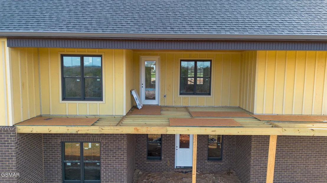 Photo of 110 Hilltop View Dr