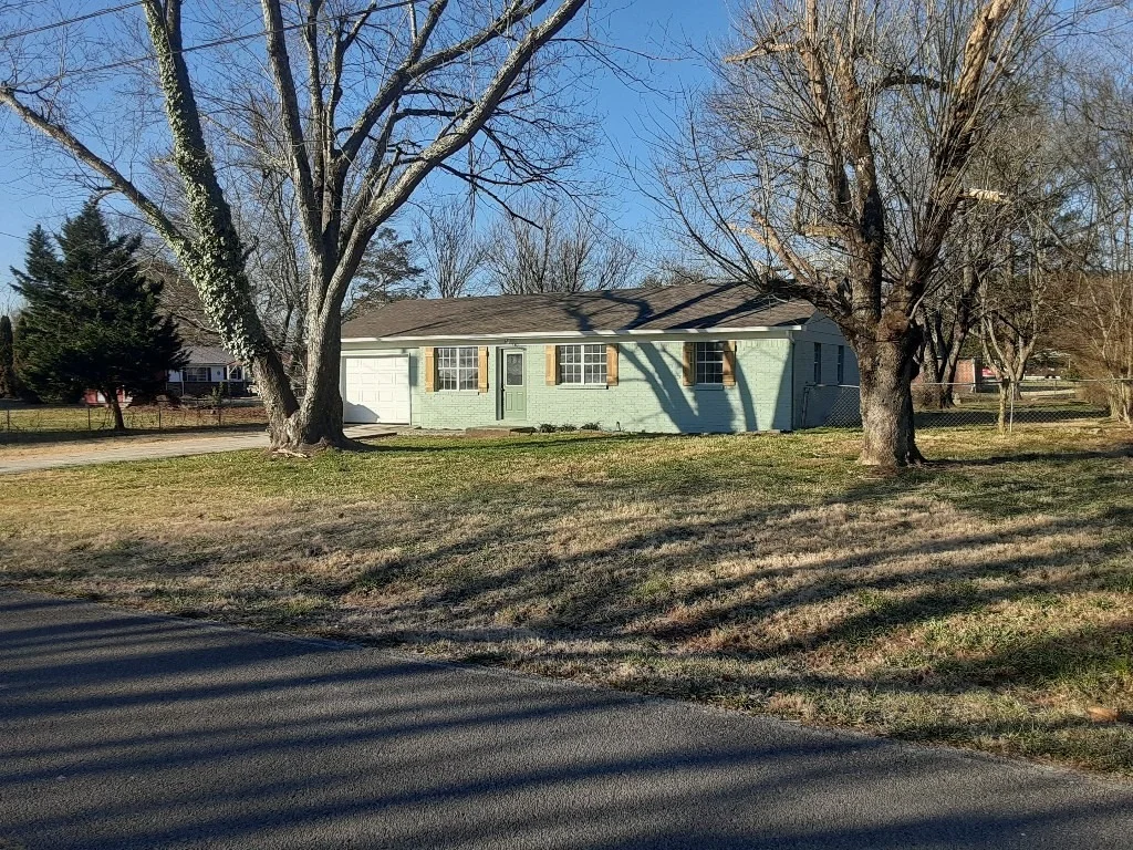 Photo of 157 Harmon Rd.