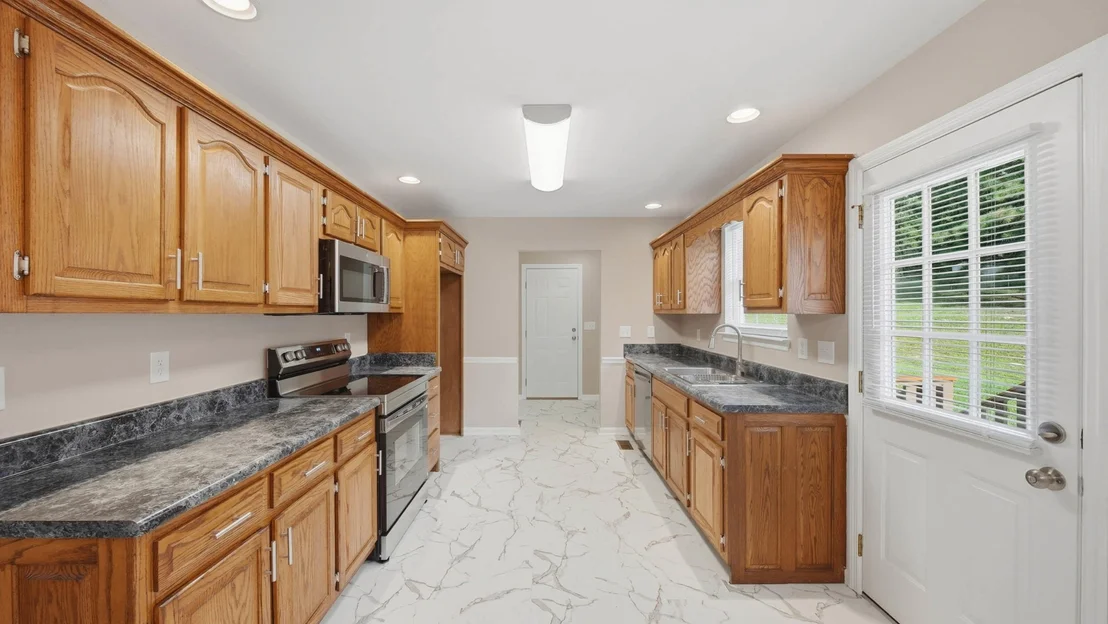 Photo of 205 Pinewood Drive