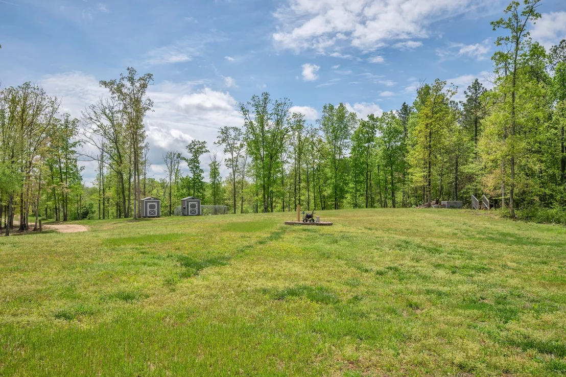 Photo of 520 Young Rd