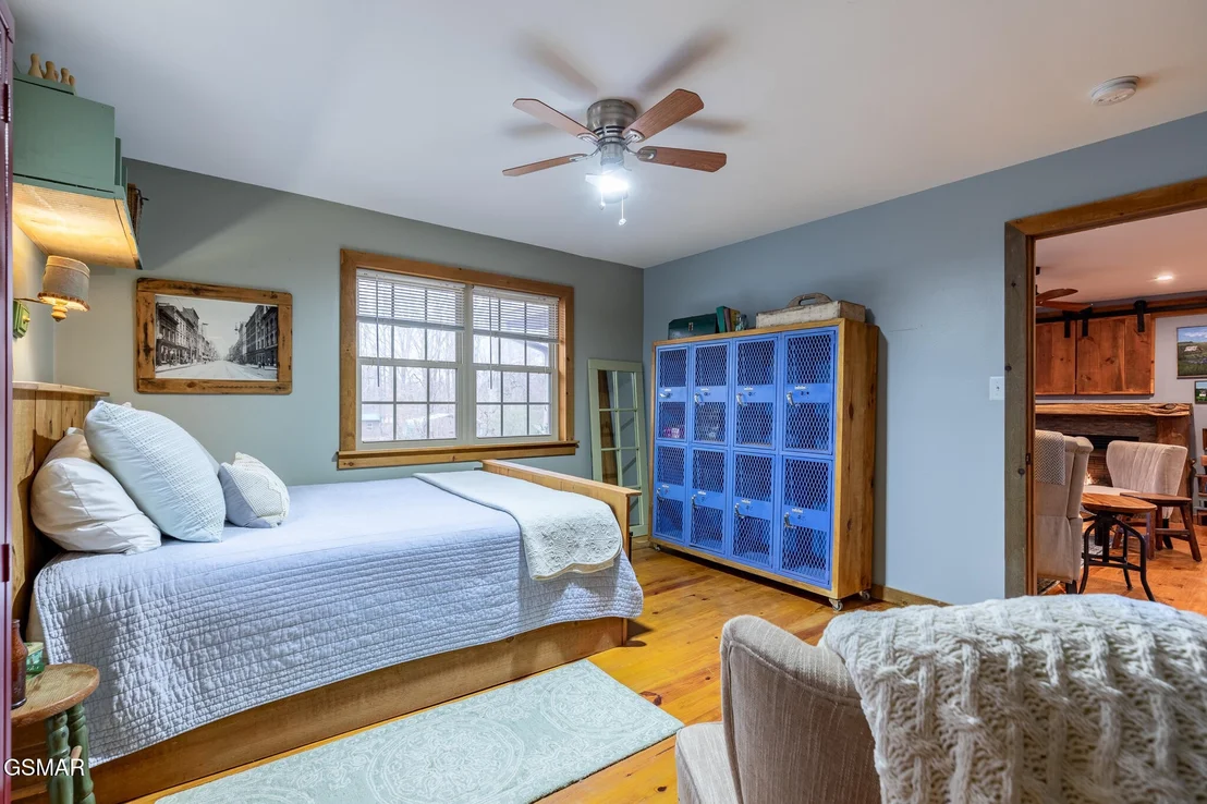 Photo of 818 Reagan Circle