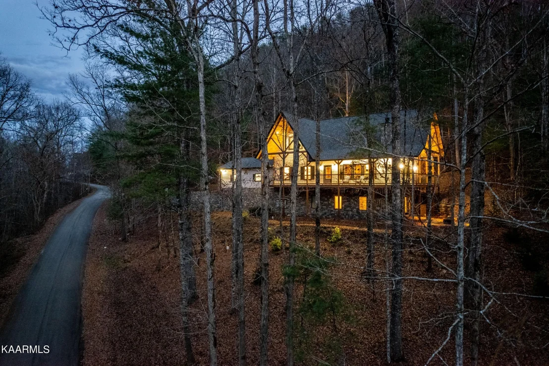 Photo of 484 Chetola Trail