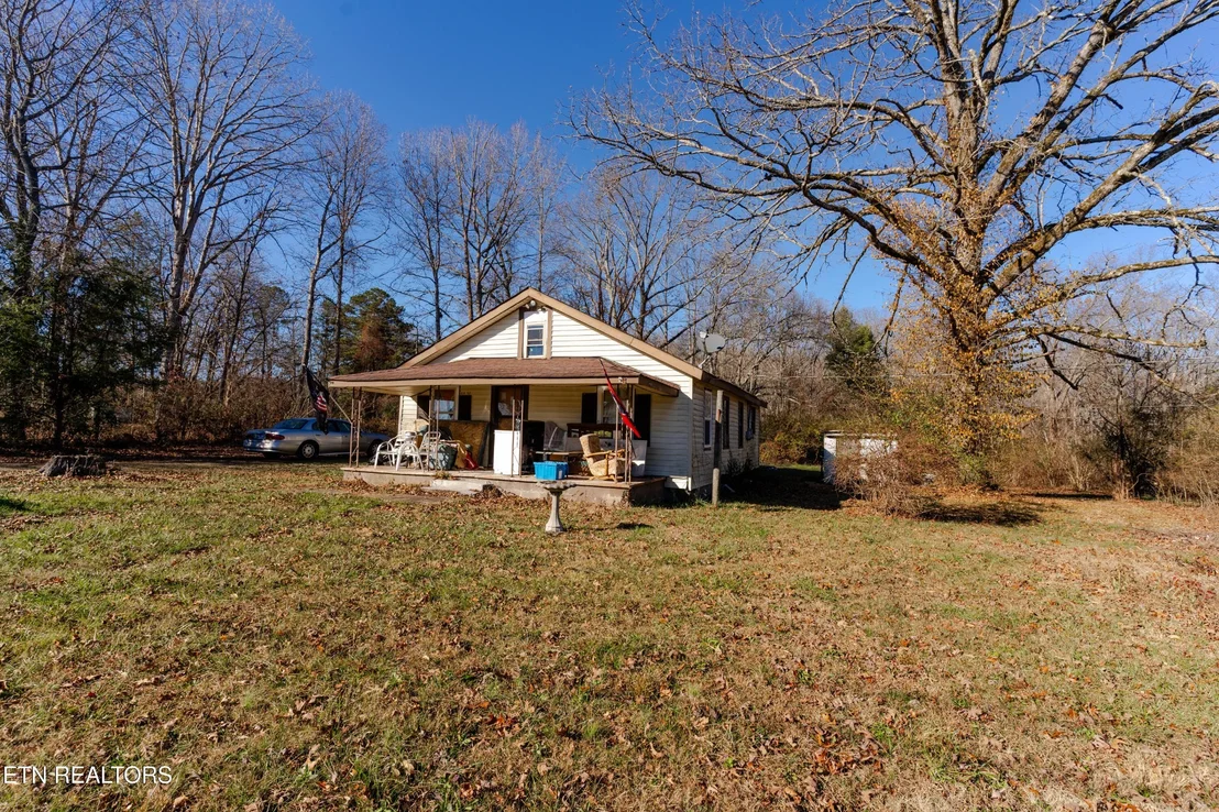 Photo of 2033 Westel Loop