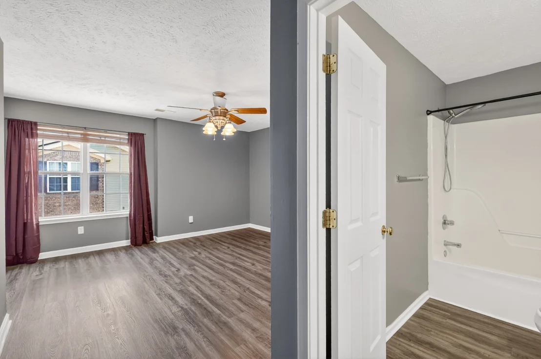 Photo of Unit 2 at 465 Warrior Dr