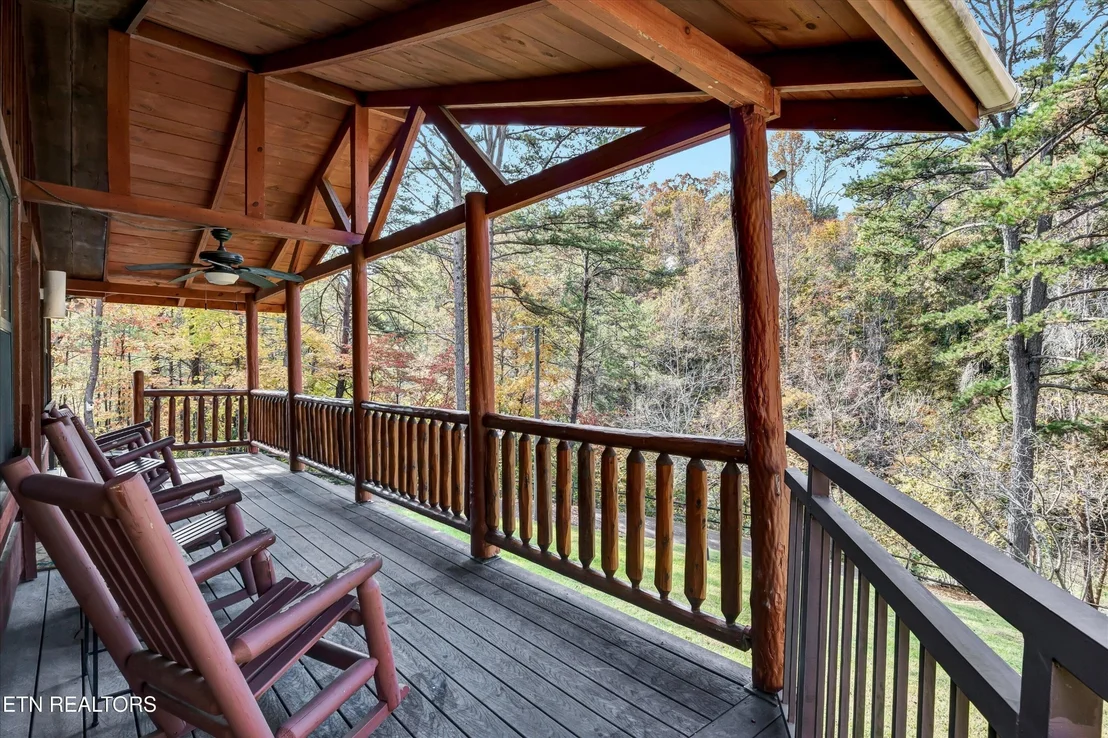 Photo of 2833 Longvale Lane