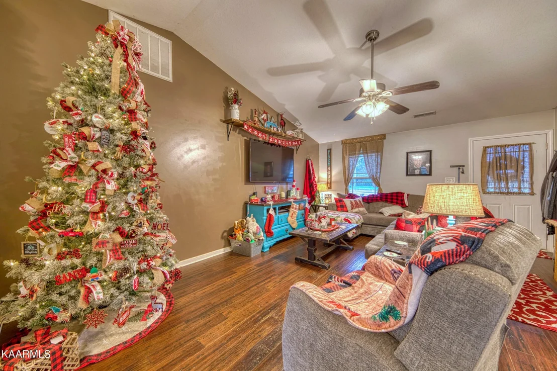 Photo of 5121 Cedar Knoll Drive