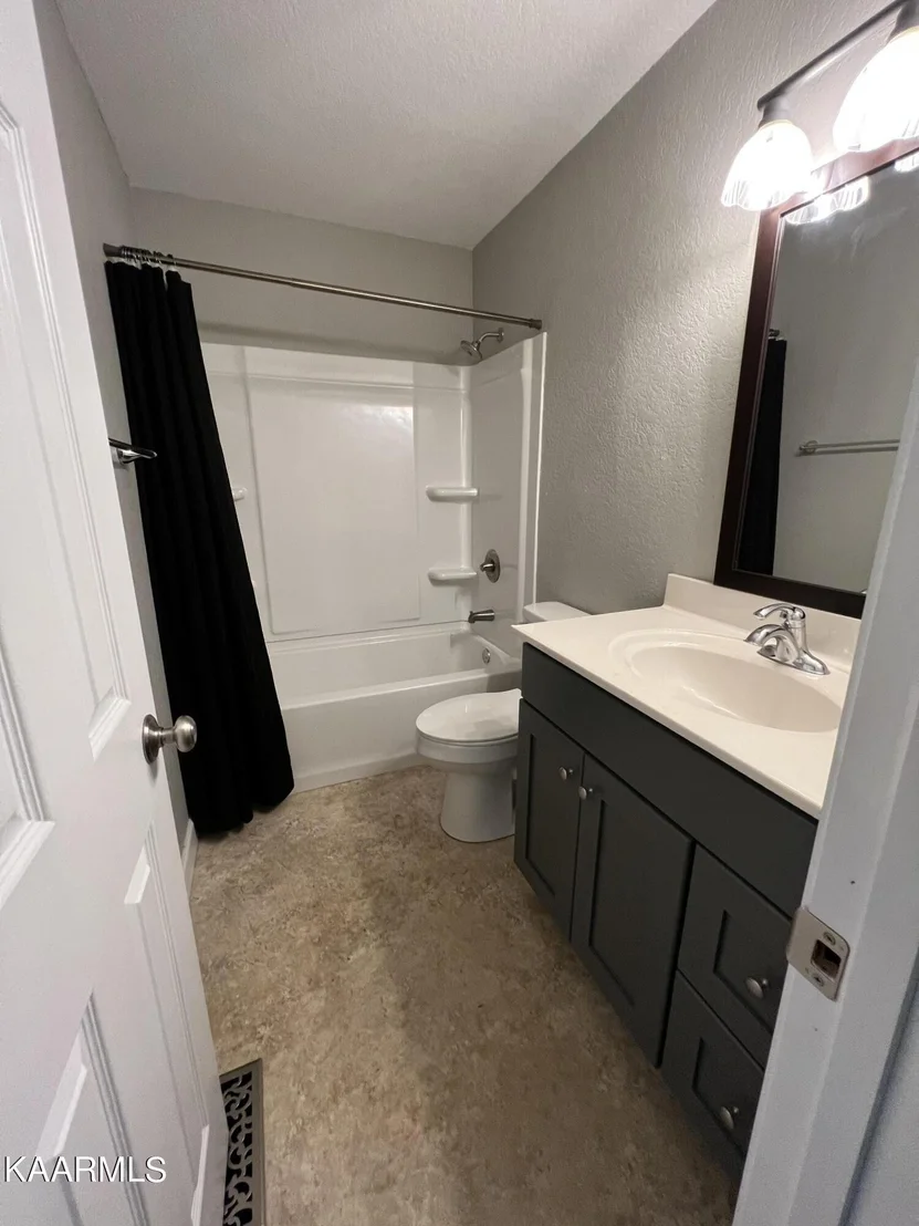 Photo of 1353 Trentham Circle