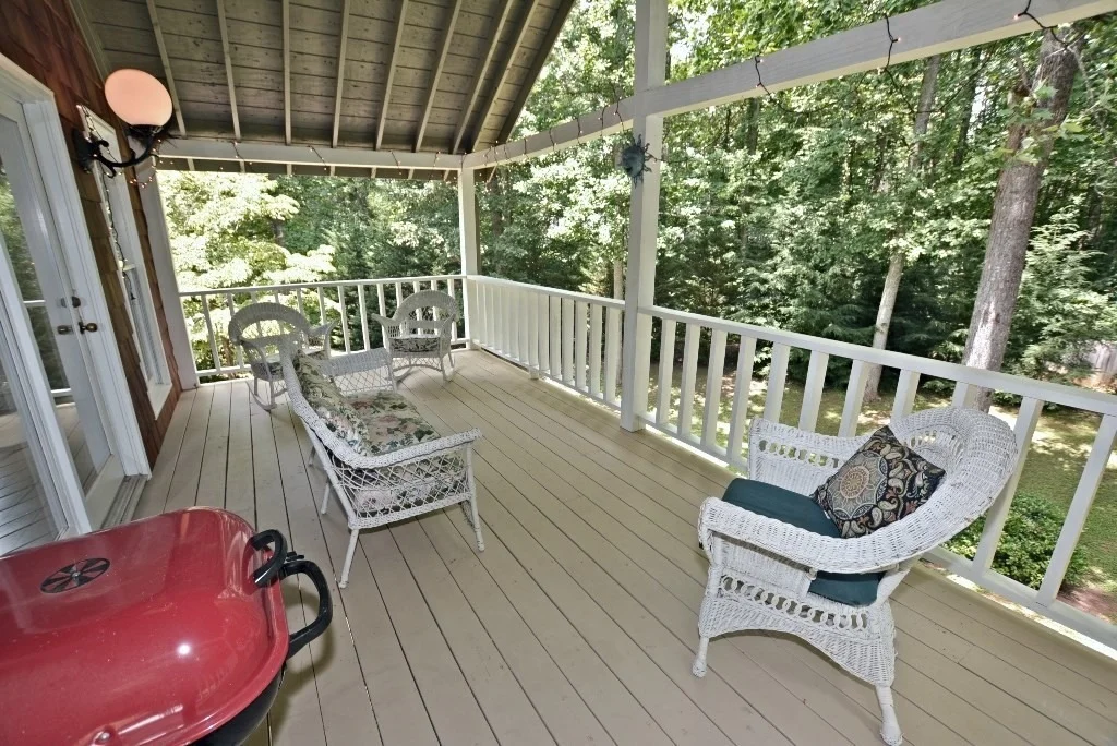 Photo of 1701 White Oak Drive