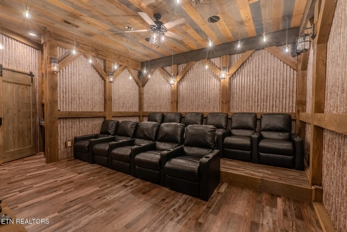 Photo of 2414 Hackberry Drive