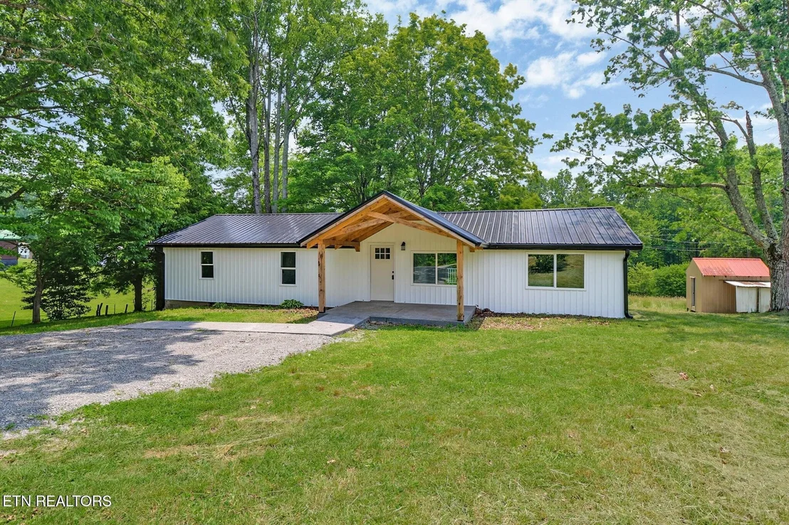 Photo of 1095 Franklin Rd