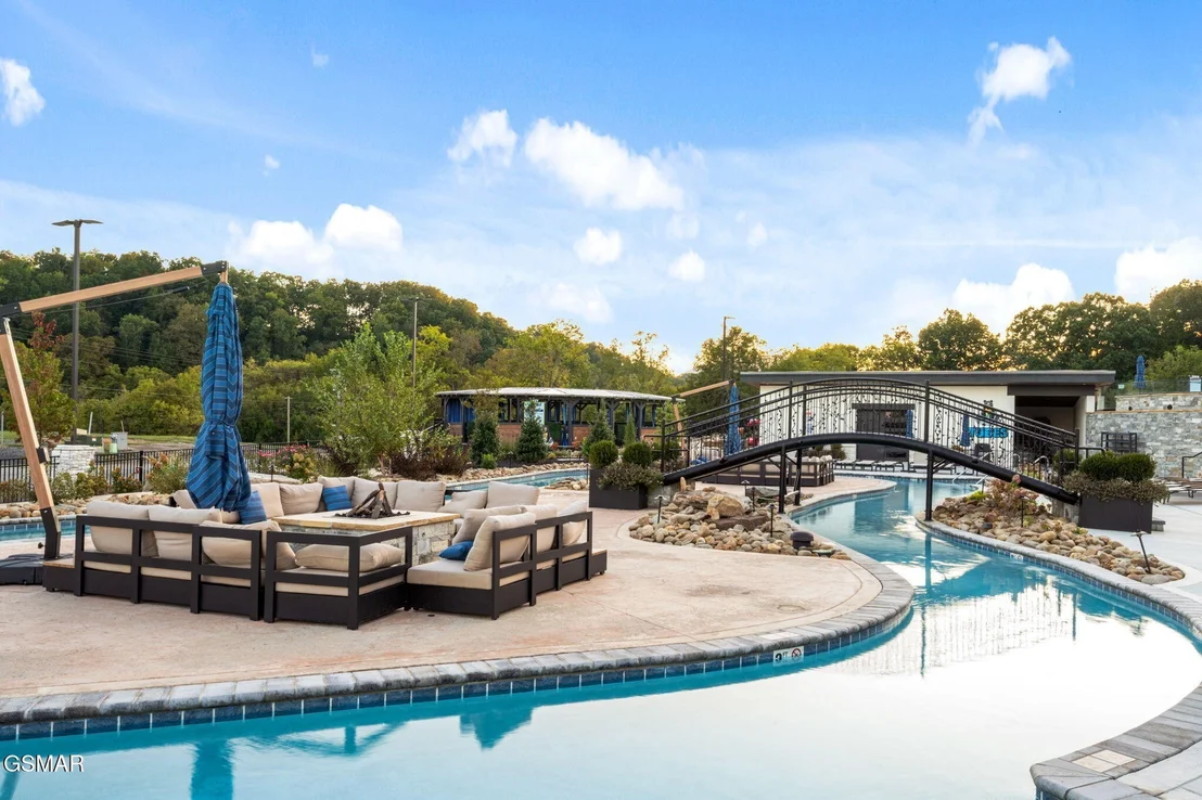 Photo of 637 Summer Valley Way