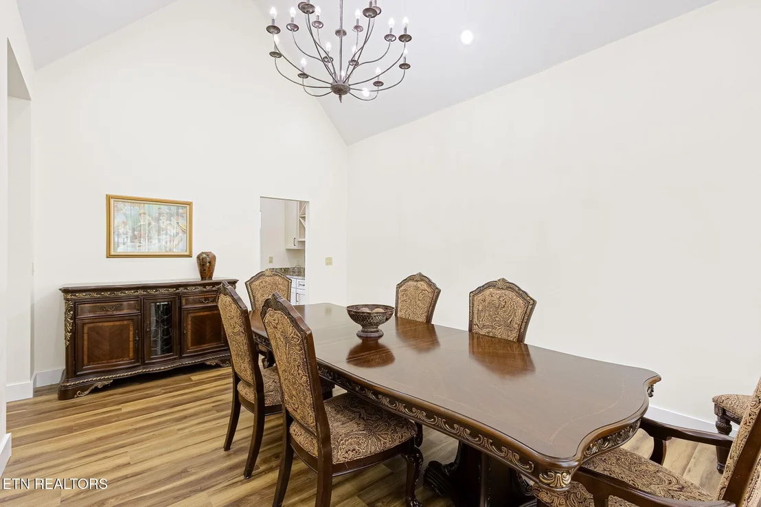 Photo of 1005 Enchanted Drive