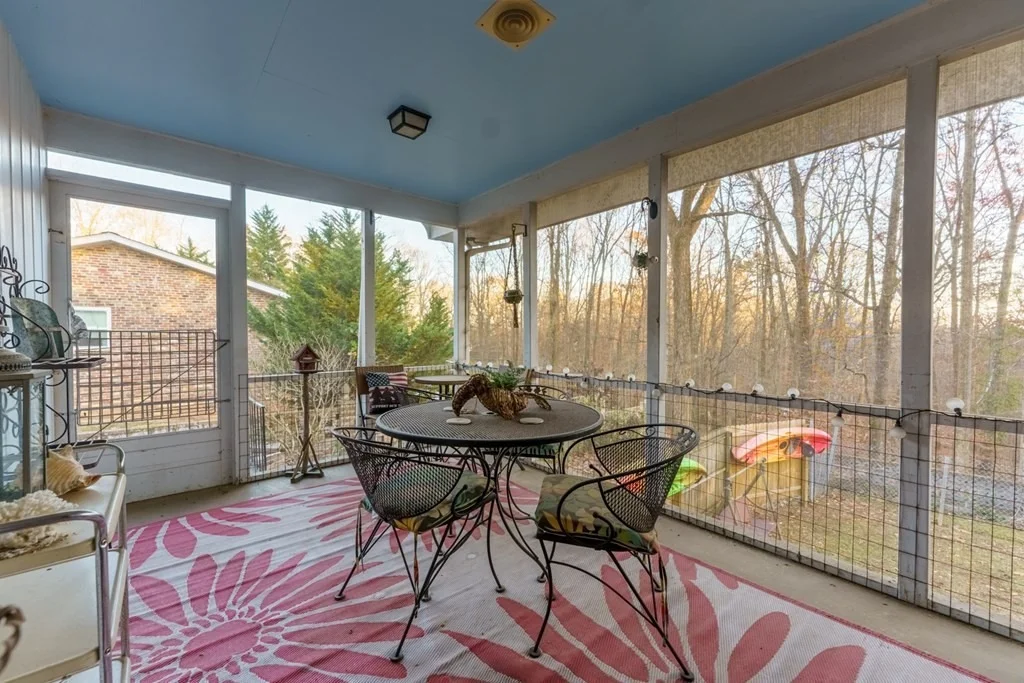 Photo of 1005 Outer Drive