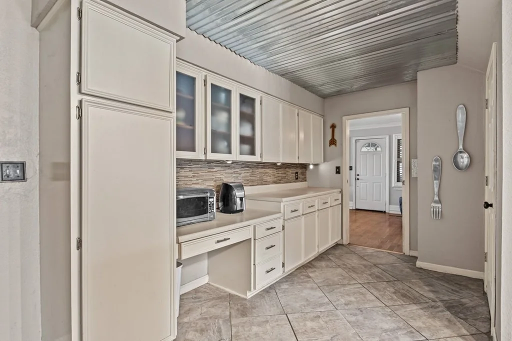 Photo of 2511 Chapman Highway