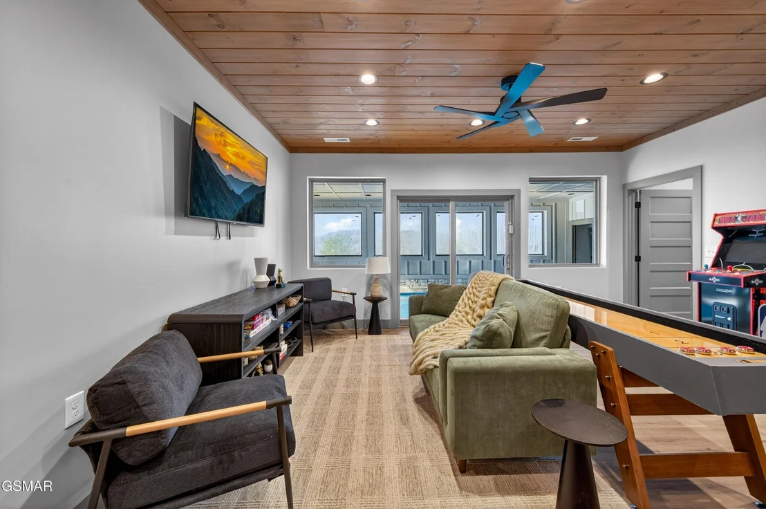 Photo of 3756 Revetta Circle