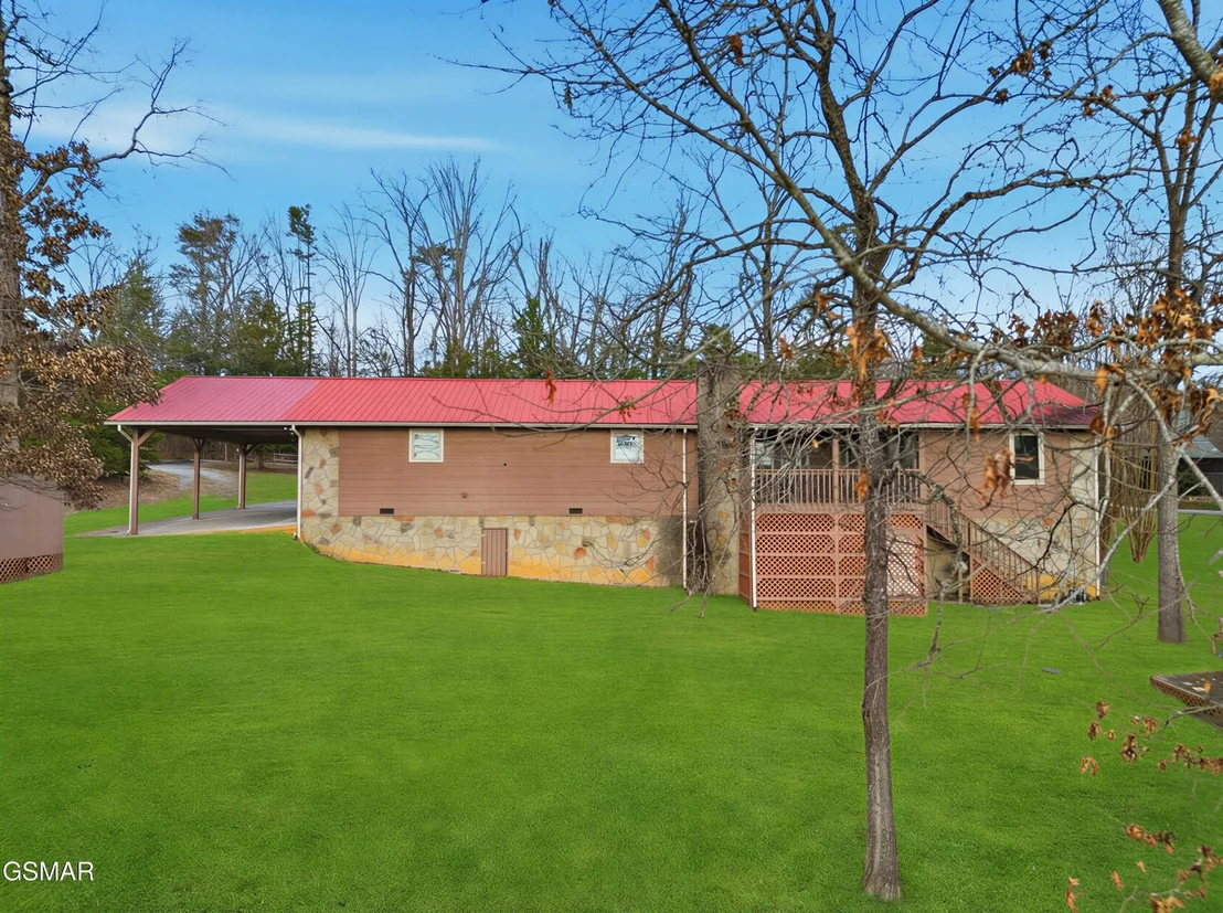 Photo of 2456 Amanda Lane