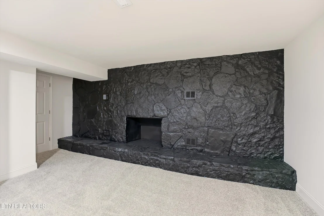 Photo of 229 Brown Crest Rd