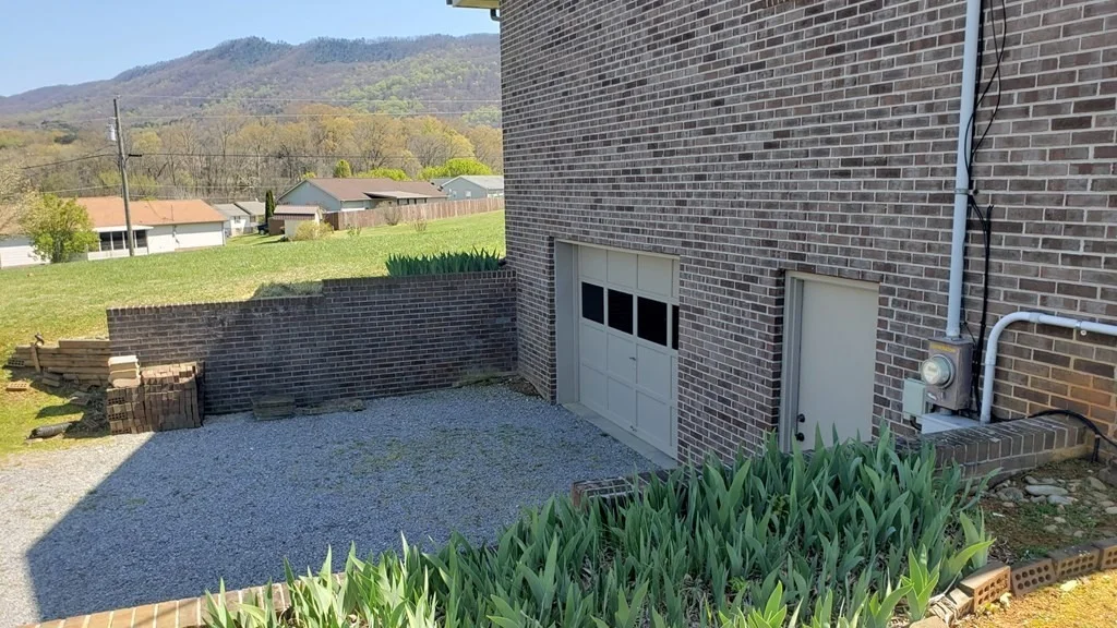 Photo of 339 Thomas Loop Road