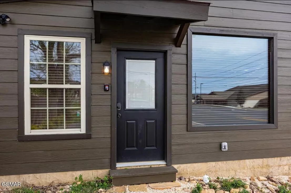 Photo of 3103 Veterans Boulevard